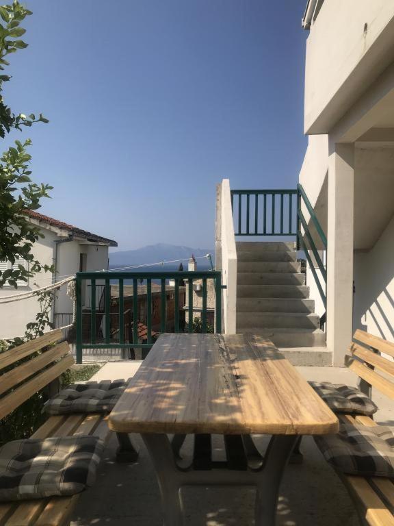 Apartmani Zderic Градац Екстериор снимка